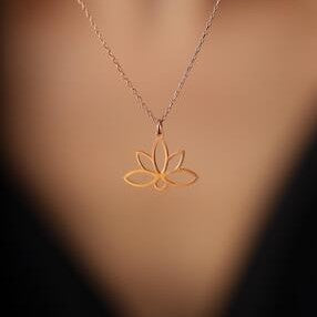 Women's Sterling Silver Lotus Flower Necklace