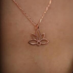 Women's Sterling Silver Lotus Flower Necklace
